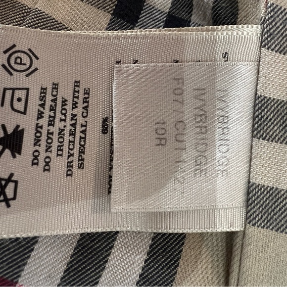 Black Burberry Ivybridge Coat - Picture 5 of 7